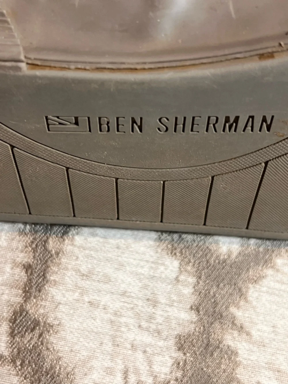 Ben Sherman Two-Tone Gray and Tan Chukka Boots 11.5